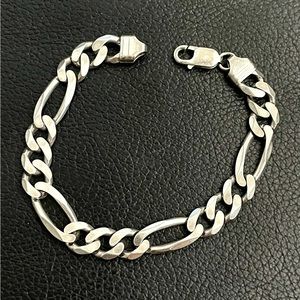 .925 Sterling Silver Italian Figaro link bracelet